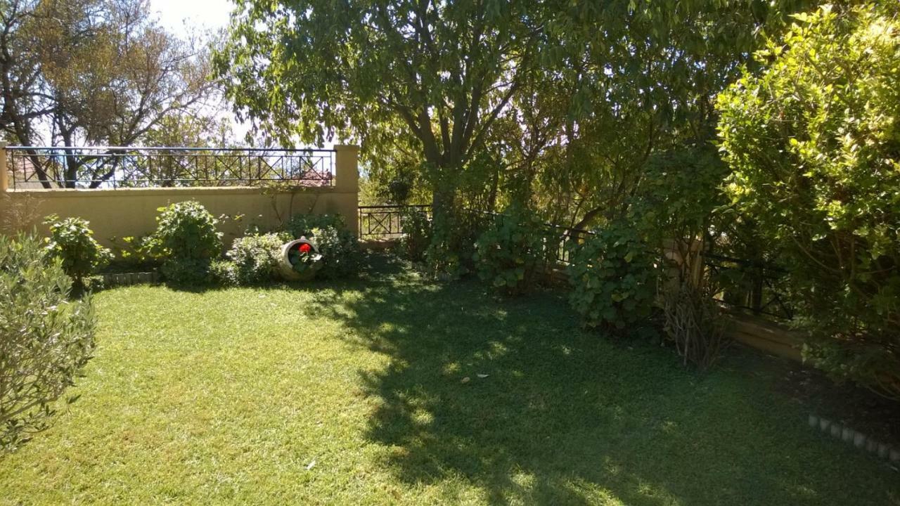 Villa Tzitzifies Kourouklata Exteriör bild