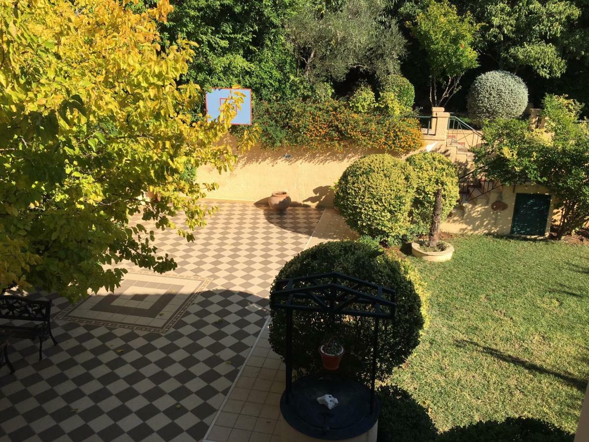Villa Tzitzifies Kourouklata Exteriör bild