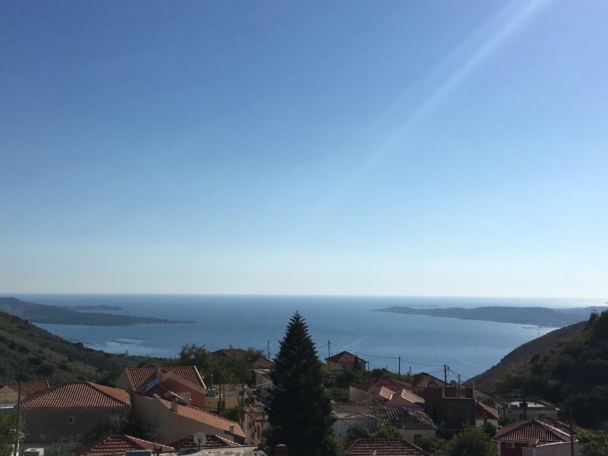 Villa Tzitzifies Kourouklata Exteriör bild